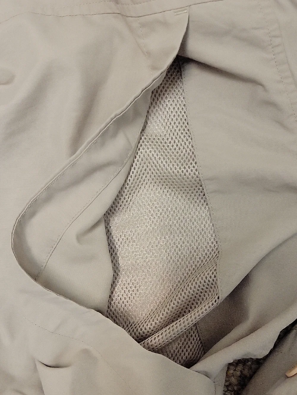 The North Face Light Taupe Button-Up Utility Shirt Men's Medium Gorpcore Hiking